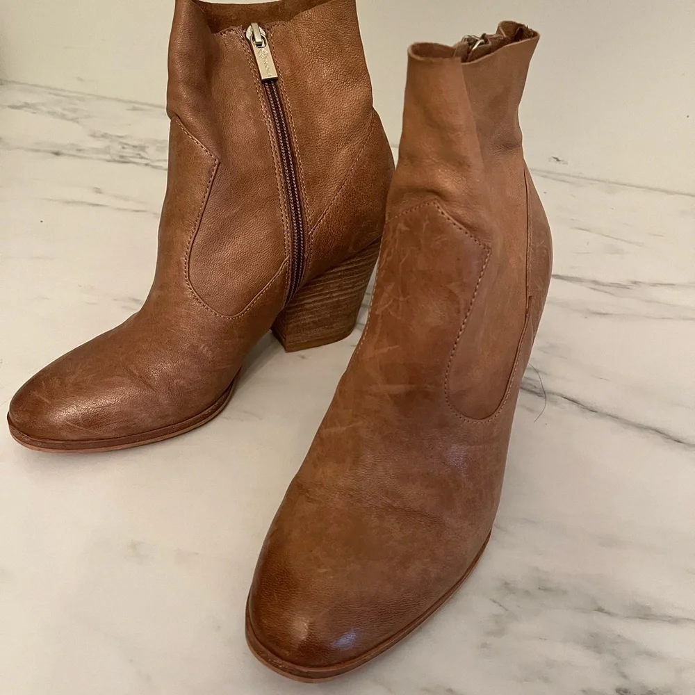 Booties - Picture 4 of 4